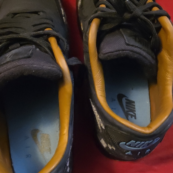 Nike Air Max Black and White with Tan Accents - Picture 4 of 5